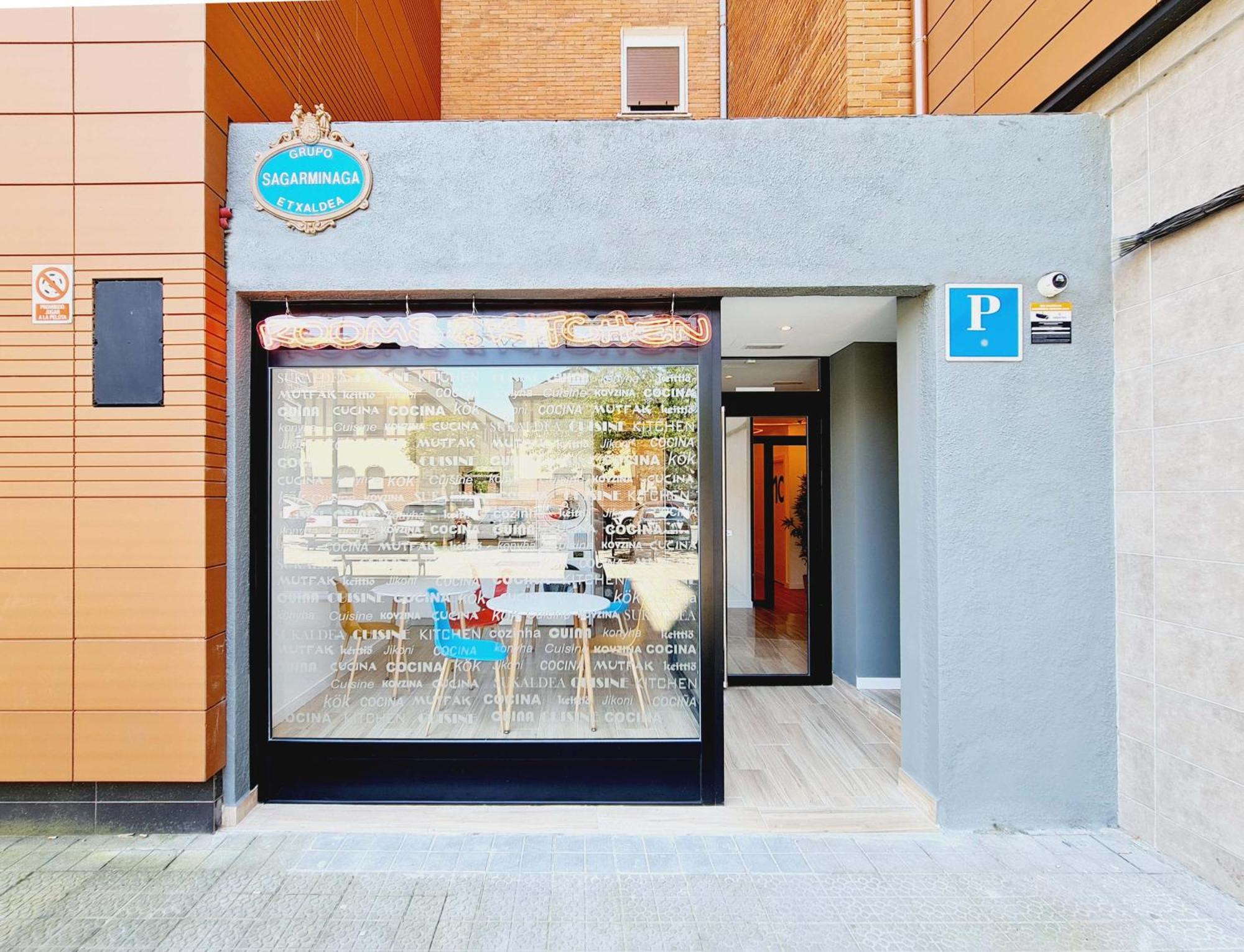 & Kitchen Santutxu Pensión Bilbao